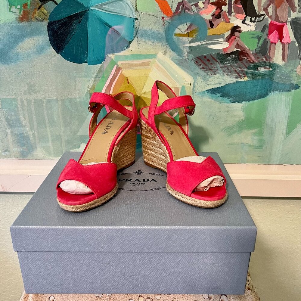 🦩🚢 Prada Flamingo Pink Suede Espadrille Sandals – Size 37 (US 6.5/7)
